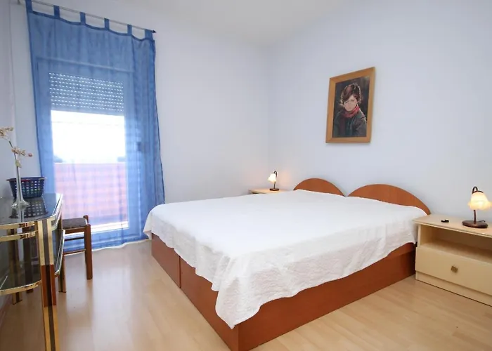 With Parking Space - 6693 Appartement *