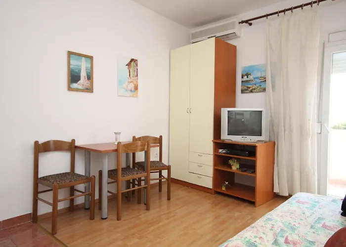 With Parking Space - 6693 Apartment *