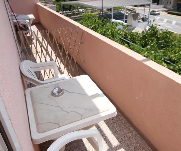 With Parking Space - 6693 Apartment Makarska